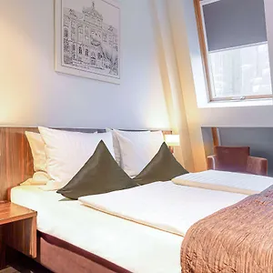 Ramada By Wyndham Frankfurt Centre Hotell Frankfurt am Main